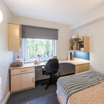 5 Bed Classic En-suite - Image 1