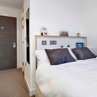 Ensuite Bronze - Image 1