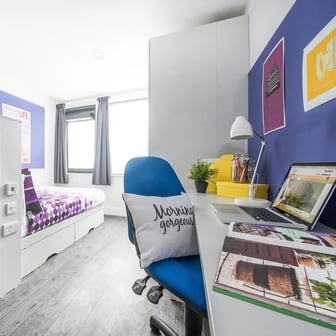 Premium En Suite - Image 1