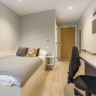 4 Bed Standard En-suite - Image 1