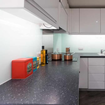 Platinum Studio - Image 6