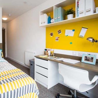 5-Bed Standard Ensuite - Image 1