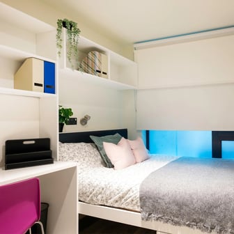 Classic Ensuite - Image 1