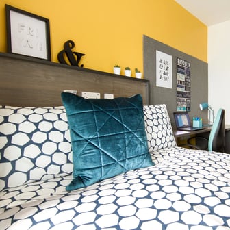 Classic En Suite - Image 1