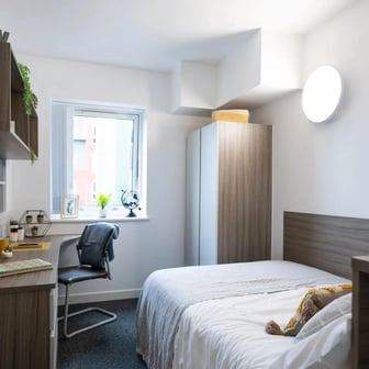 Double En-suite - Image 1