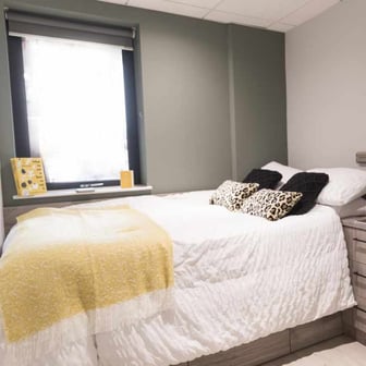Luxury Studio - Image 1
