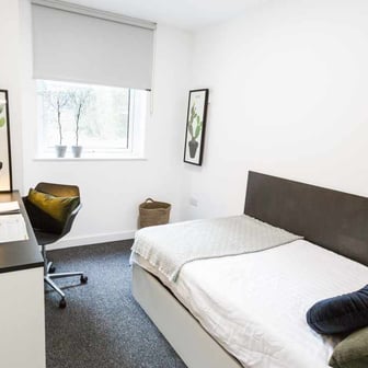 5 Bed Cluster En-suite - Image 1