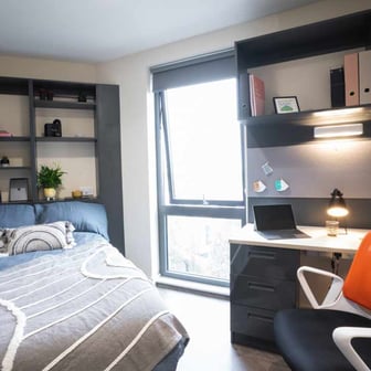 5 Bed Premium En-suite - Image 1