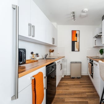 Upper Deluxe with City View 2 Bedroom Apartment - Image 4