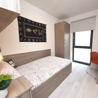 Standard En-suite - Image 3