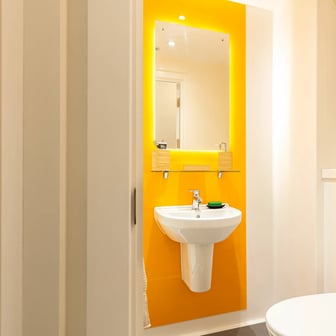 Classic Ensuite  - Image 5