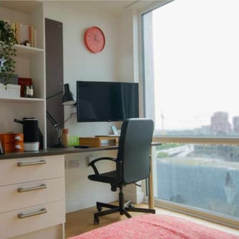 Deluxe Studio (Blocks E-G) - Image 4