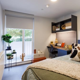 12 Bed En-Suite - Image 1