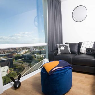 Penthouse Large Deluxe Studio - Image 1