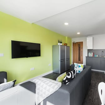Classic En Suite - Image 3
