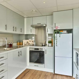 Ensuite Gold - Image 6