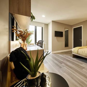 Platinum Studio - Image 1