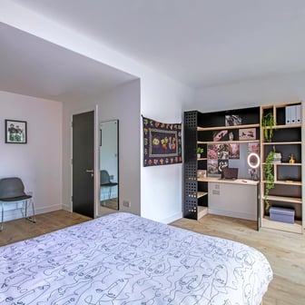 Deluxe En Suite - Image 2