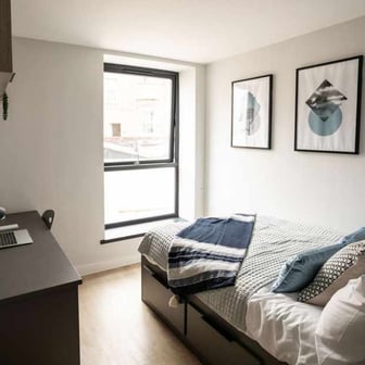 Townhouse Deluxe En-suite - Image 1