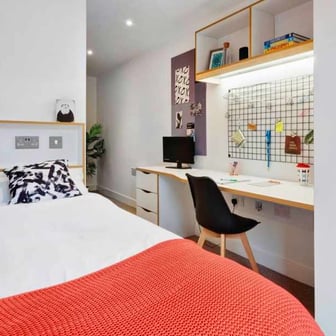Ensuite Deluxe - Image 1