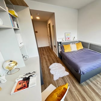 Classic Plus En Suite - Image 2