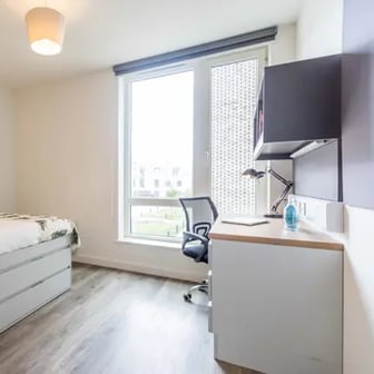Gold Ensuite Accessible - Image 4