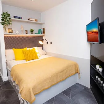 Platinum Ensuite - Image 2