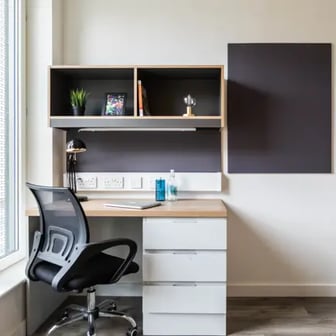 Gold Ensuite Accessible - Image 1