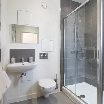 Bronze Shared House - Image 7