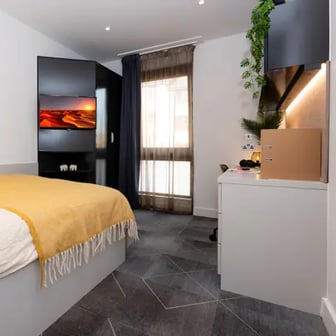 Platinum Ensuite - Image 3