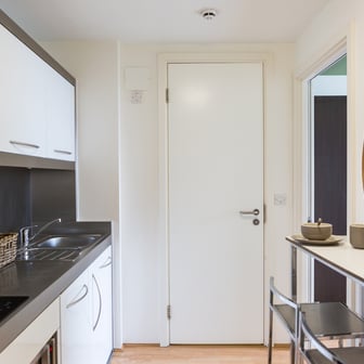 2 Bed Apartment - Image 7