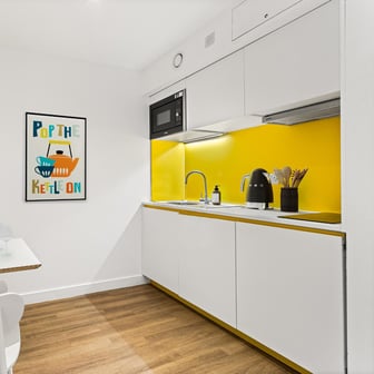 2 Bed Apartment - Image 4