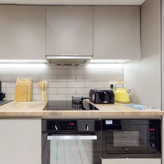 3 Bed Apartment - Image 3