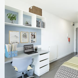 Silver Studio - Image 1