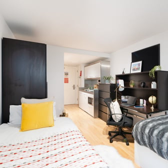 Twin Studio - Image 1