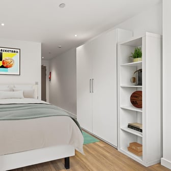 Gold En Suite - Image 1