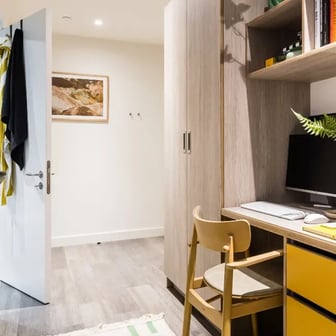 Diamond Ensuite - Image 2