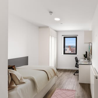 Silver Studio - Image 2
