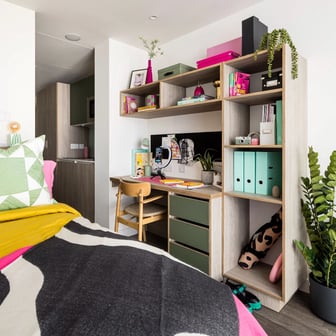 Platinum Studio - Image 1
