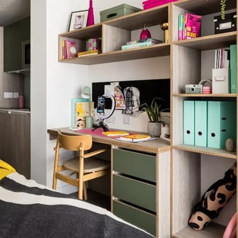 Platinum Studio - Image 1