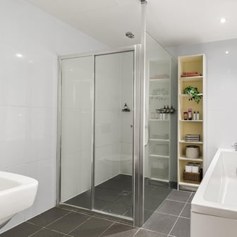 2 Bed Apartment - Image 5