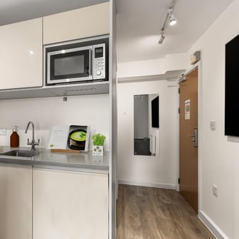 Platinum Studio - Image 4