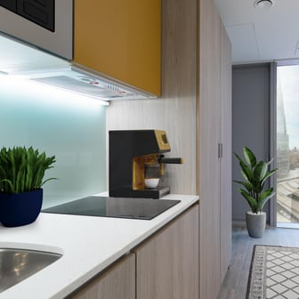 Silver Studio - Image 1