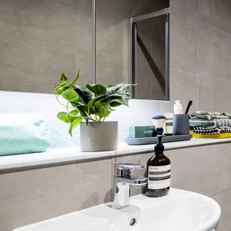 Diamond Ensuite - Image 5