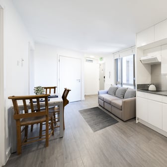 3 Bed Apartment - Image 4