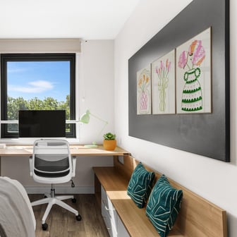 Silver En Suite - Image 3