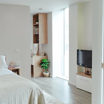 Platinum Studio - Image 1