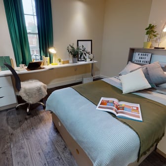 Platinum En Suite - Image 1