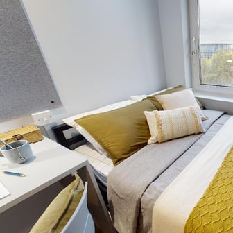 Copper En Suite - Image 1