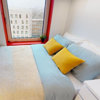 Bronze En Suite Plus - Image 1